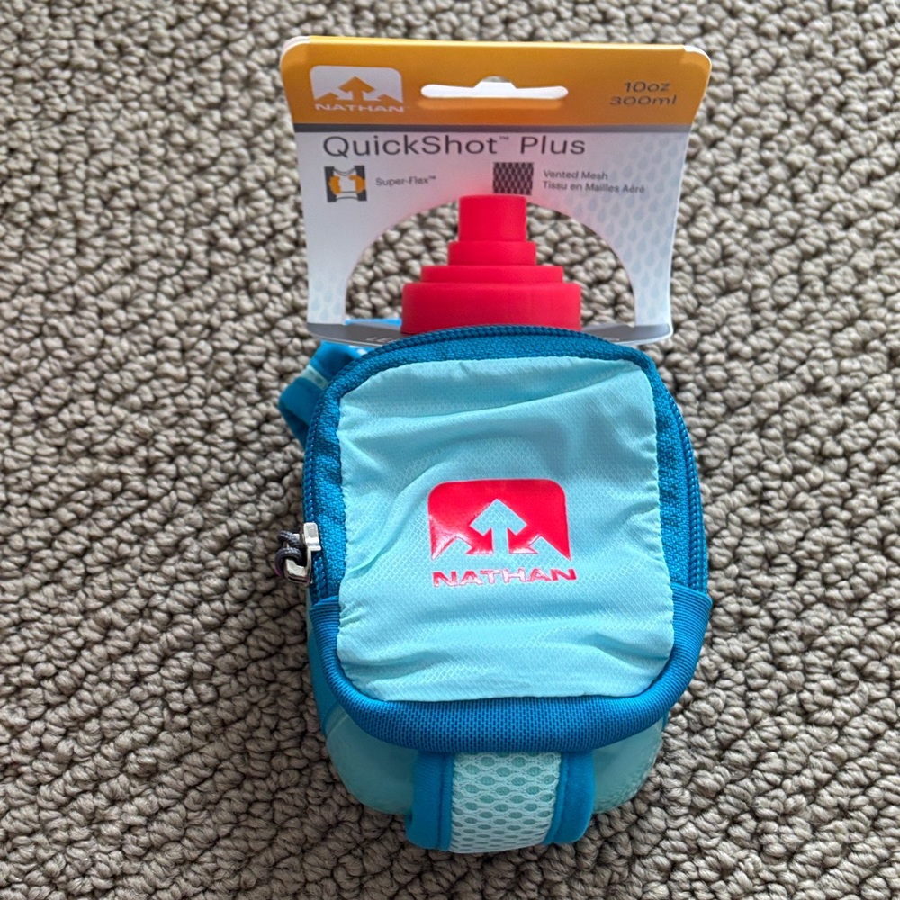 Natan QuickShot Plus Hydration Pack - Light Blue and Hot Pink